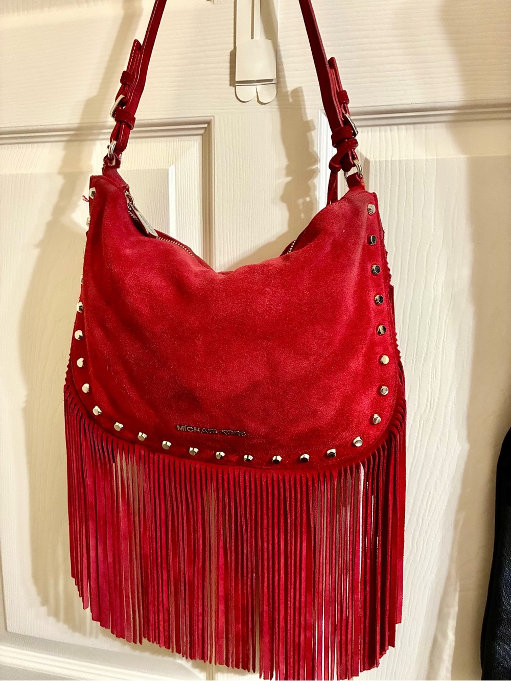 2013-2015 Michael Kors Red Suede Billy Fringe Hobo Bag, Natural Wear
